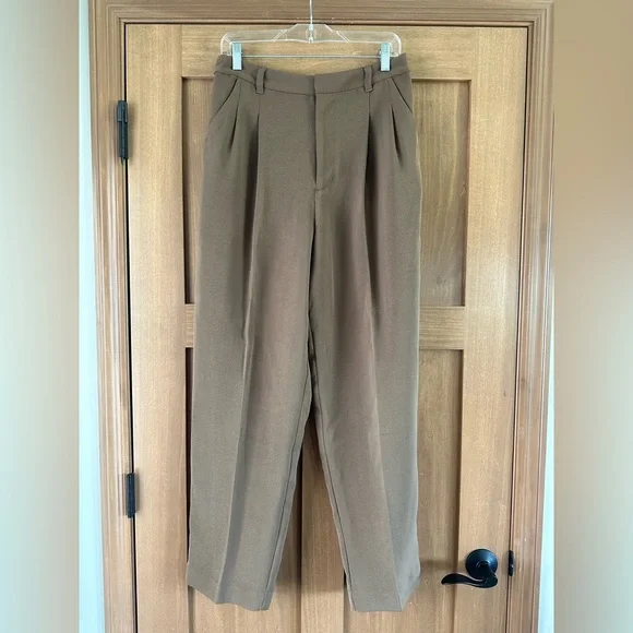 Madewell Tall Pleated Tapered-Leg Pants in Easy Going Crepe Light Roast Size 8T - Picture 2 of 16